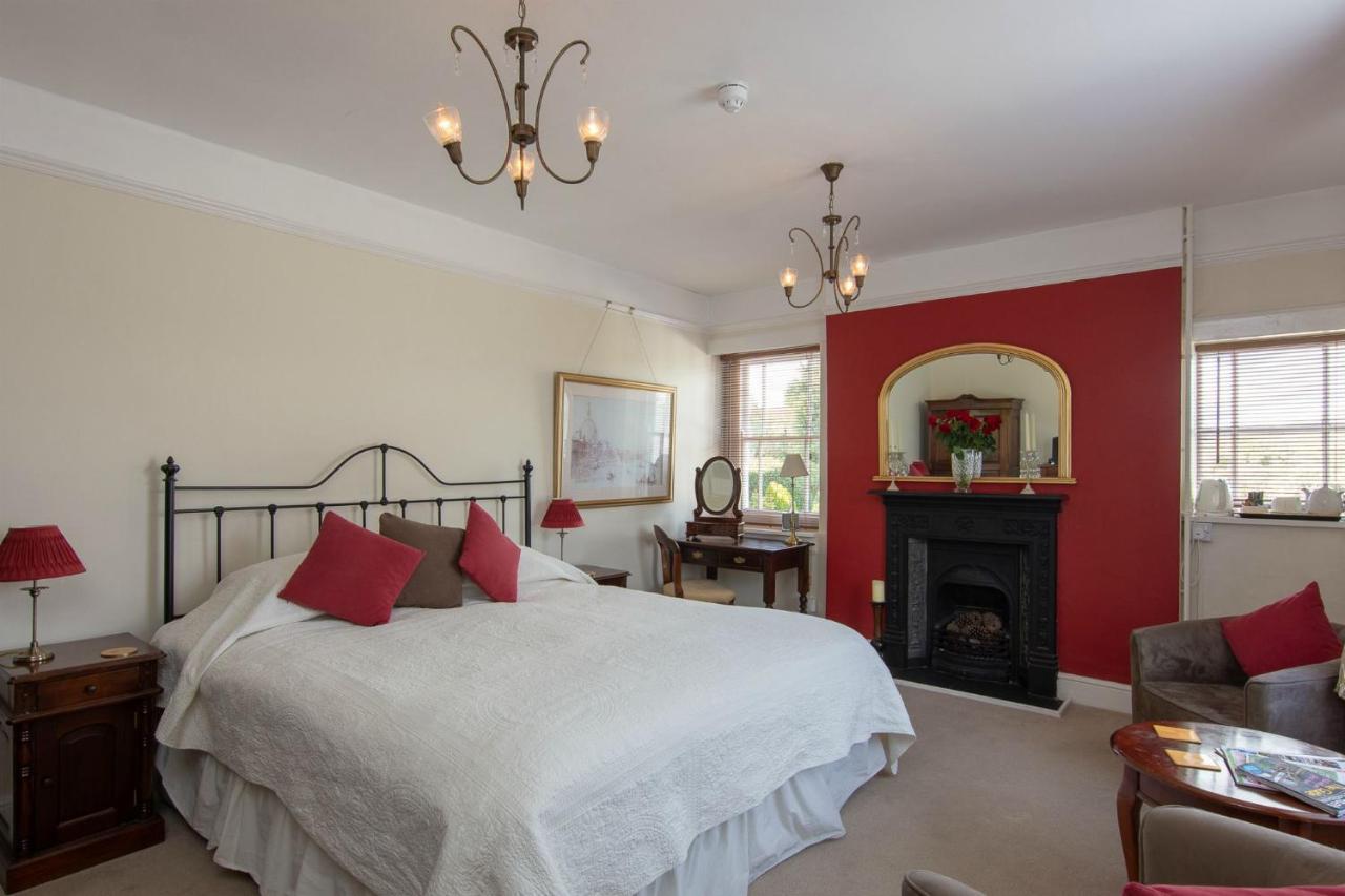 Hôtel The White House à Charmouth Extérieur photo