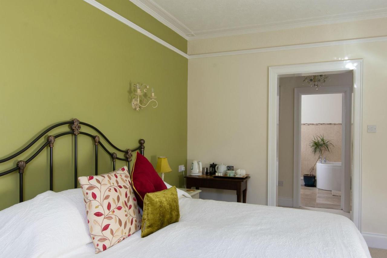 Hôtel The White House à Charmouth Extérieur photo
